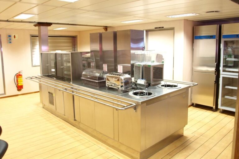 Polar King - Comedor